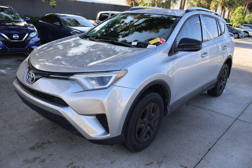 Silver Sky Metallic 2016 Toyota RAV4 LE