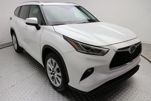 2022 Toyota Highlander Limited