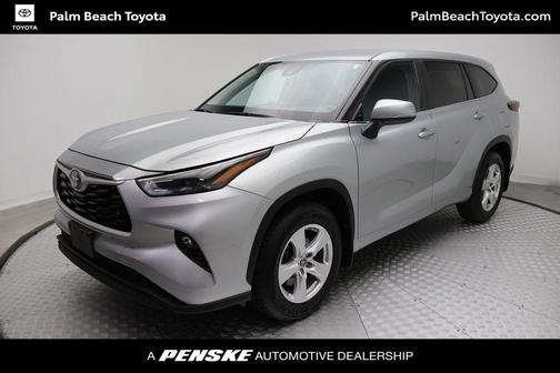 2024 Toyota Highlander LE