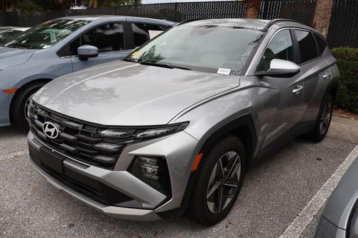 2025 Hyundai TUCSON SEL