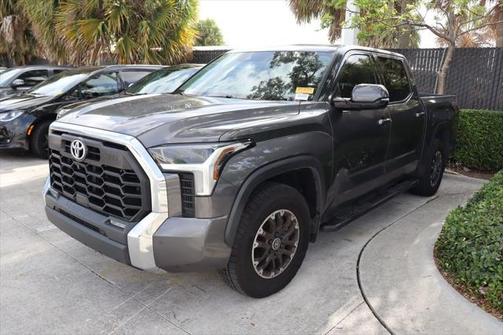 2022 Toyota Tundra SR5