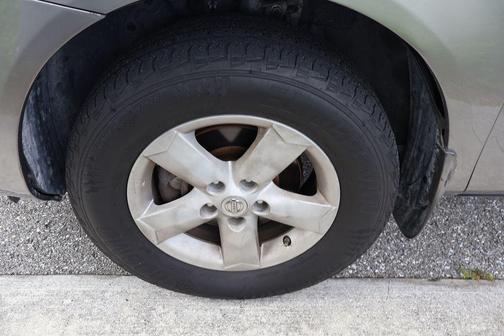 Platinum Graphite Metallic 2013 Nissan Rogue S