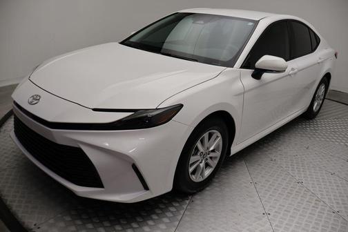 Ice Cap 2025 Toyota Camry LE