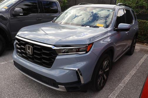 2024 Honda Pilot Touring 8-Passenger