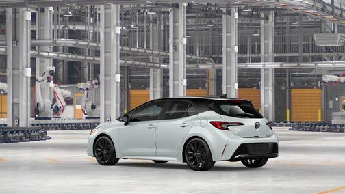 Wind Chill Pearl/Midnight Black Metallic 2026 Toyota Corolla XSE