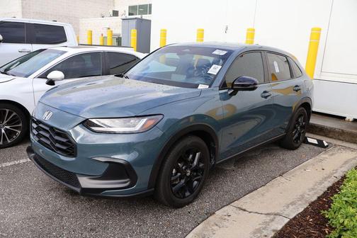 2025 Honda HR-V 2WD Sport