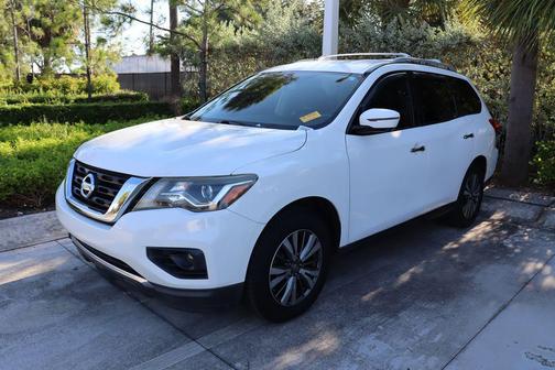 2018 Nissan Pathfinder SL