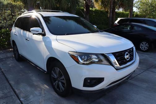 2018 Nissan Pathfinder SL