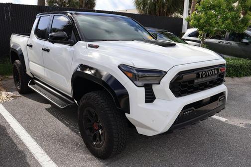 Ice Cap w/Black Roof 2026 Toyota Tacoma Hybrid TRD Pro