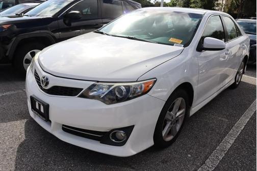2014 Toyota Camry SE