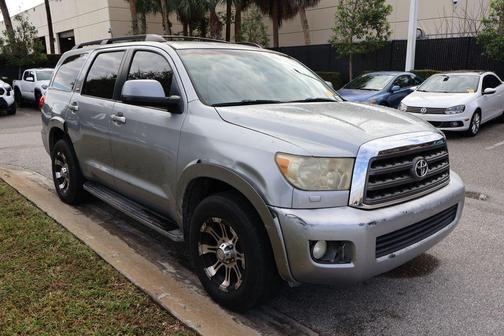 2010 Toyota Sequoia SR5