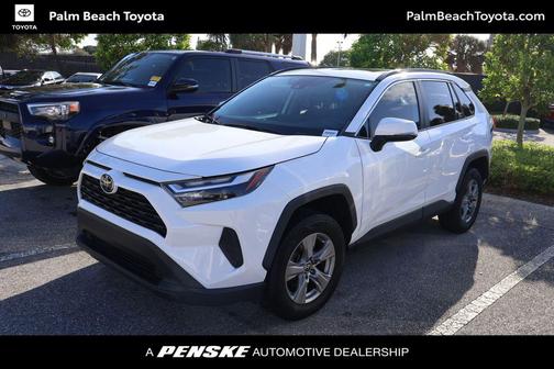 2022 Toyota RAV4 XLE