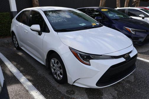 Ice Cap 2024 Toyota Corolla LE