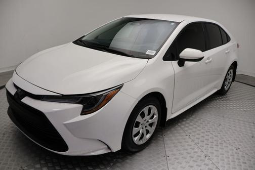 Ice Cap 2024 Toyota Corolla LE