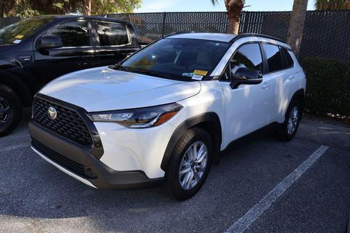 2025 Toyota Corolla Cross LE