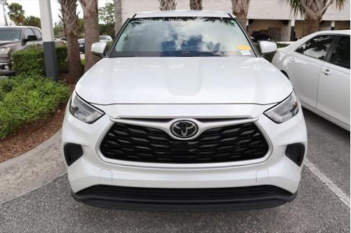 2022 Toyota Highlander L