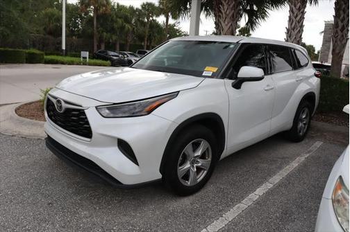 2022 Toyota Highlander L
