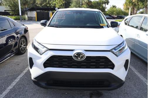 2023 Toyota RAV4 LE