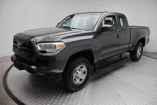 2017 Toyota Tacoma SR