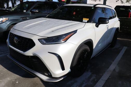 2023 Toyota Highlander XSE