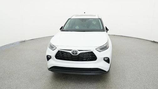 2026 Toyota Highlander XLE