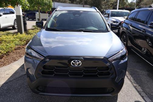 2026 Toyota Corolla Cross LE