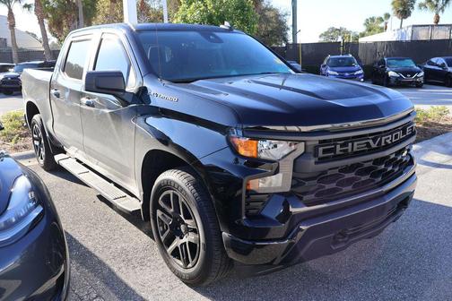 2024 Chevrolet Silverado 1500 Custom