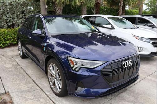 2021 Audi e-tron Prestige
