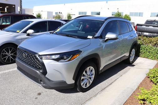 2023 Toyota Corolla Cross LE