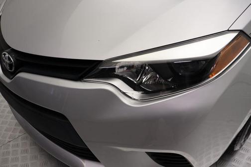 Classic Silver Metallic 2014 Toyota Corolla LE
