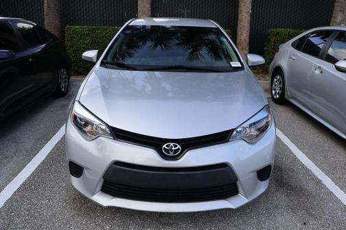 Classic Silver Metallic 2014 Toyota Corolla LE