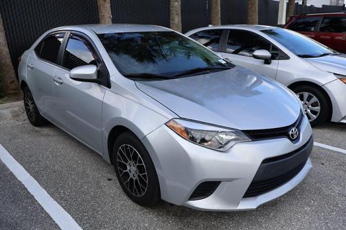 Classic Silver Metallic 2014 Toyota Corolla LE