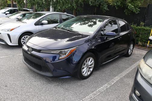 2022 Toyota Corolla LE