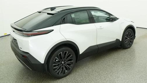 Wind Chill Pearl w/Midnight Black Metallic Roof 2026 Toyota C-HR XSE