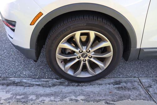 2019 Lincoln MKC Select