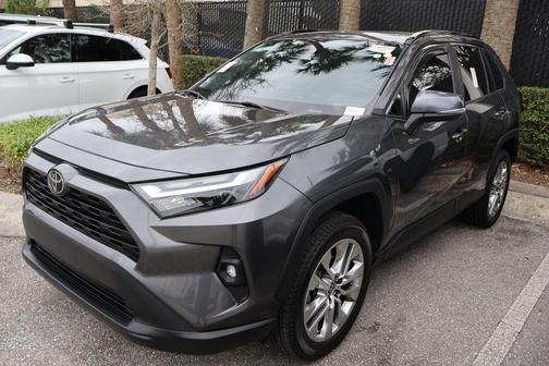 2023 Toyota RAV4 XLE Premium