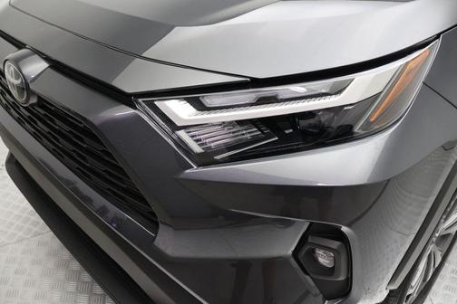 2025 Toyota RAV4 Hybrid XLE Premium