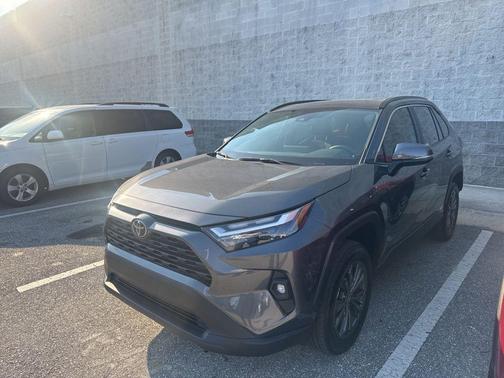 2025 Toyota RAV4 Hybrid XLE Premium