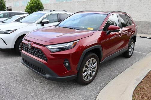 2023 Toyota RAV4 XLE Premium