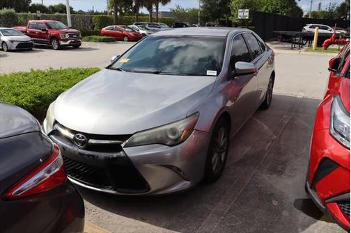 2017 Toyota Camry SE
