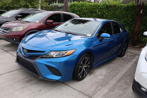 2018 Toyota Camry SE