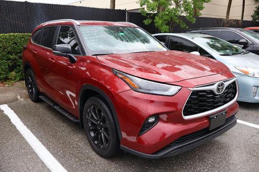 Ruby Flare Pearl 2024 Toyota Highlander XLE