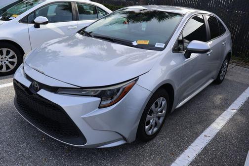 Classic Silver Metallic 2021 Toyota Corolla LE