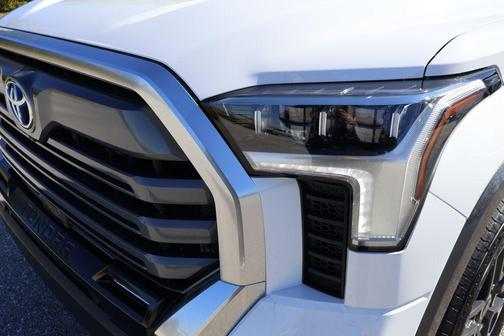 2024 Toyota Tundra Hybrid Limited