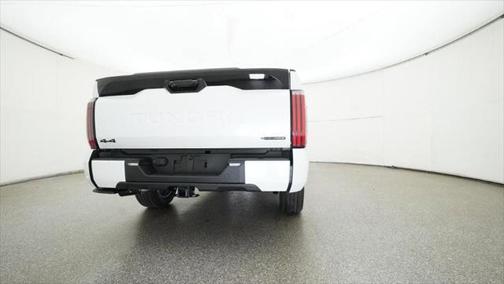2025 Toyota Tundra Hybrid Platinum
