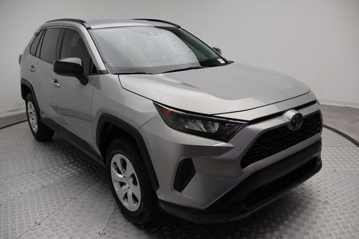 Silver Sky Metallic 2019 Toyota RAV4 LE