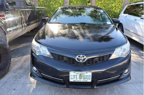 2014 Toyota Camry SE
