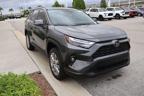 2024 Toyota RAV4 XLE Premium