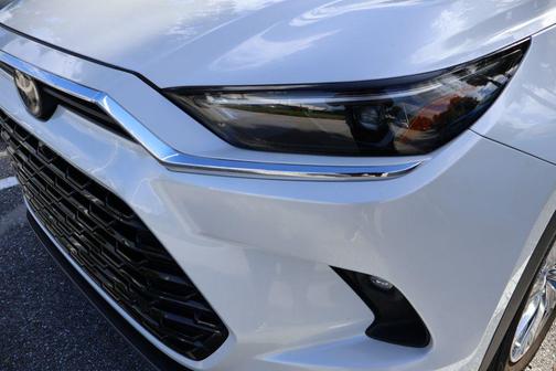 Wind Chill Pearl 2024 Toyota Grand Highlander Platinum