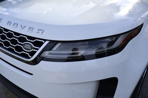 White 2023 Land Rover Range Rover Evoque SE